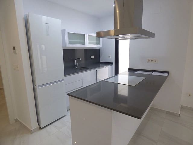 3 soverom Villa til salgs i Polop med svømmebasseng garasje - € 489 000 (Ref: 9827086)