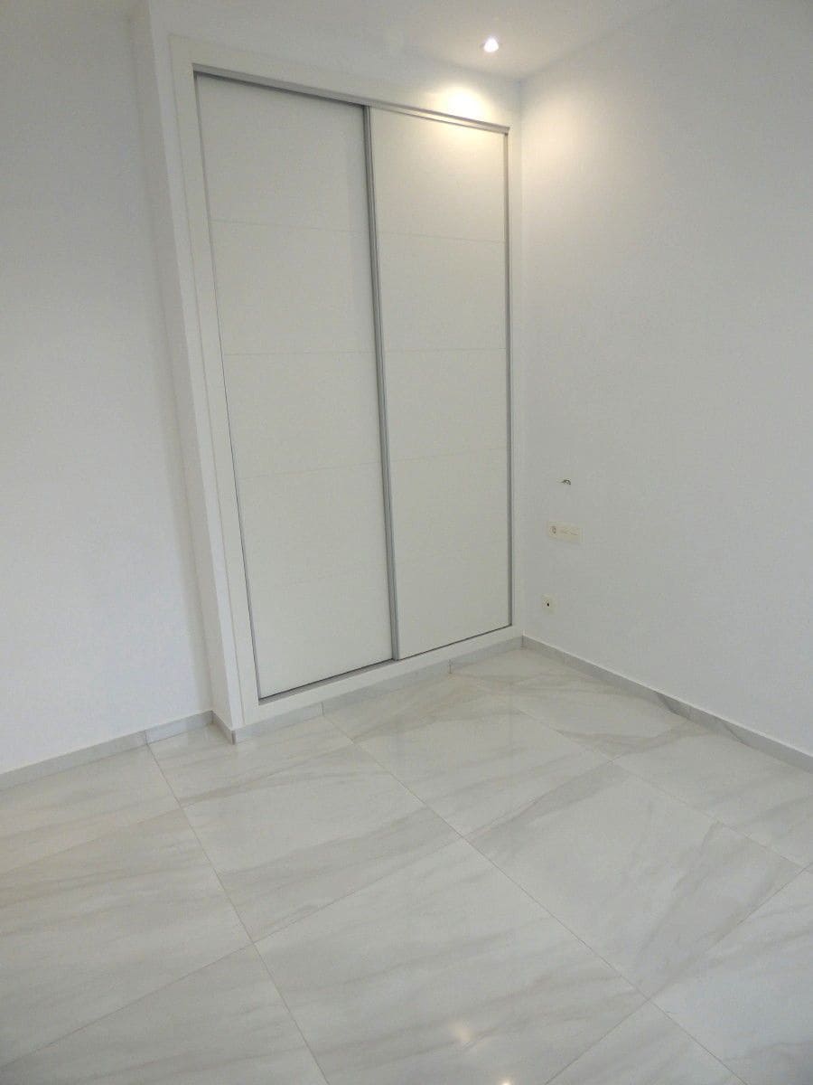 3 Zimmer Villa zu verkaufen in Polop mit Pool Garage - 489.000 € (Ref: 9827086)