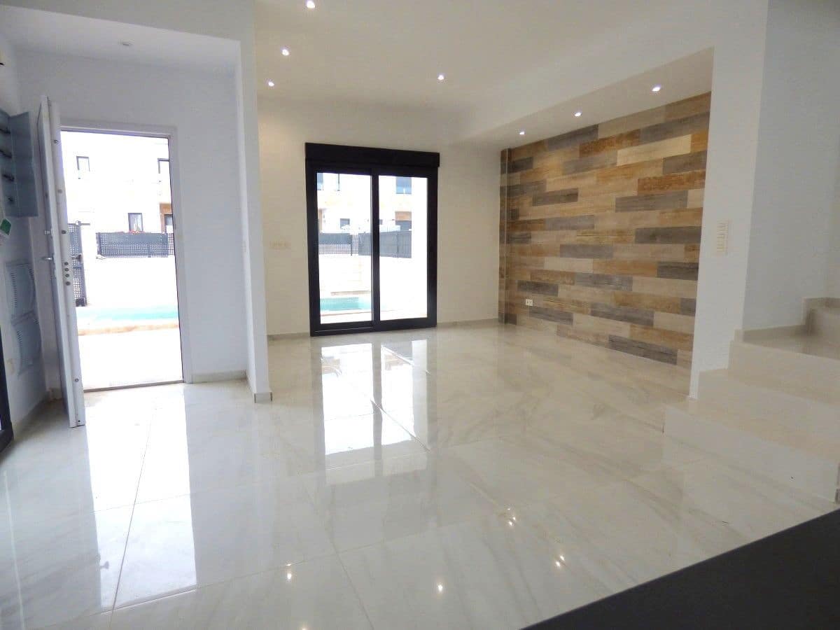 3 Zimmer Villa zu verkaufen in Polop mit Pool Garage - 489.000 € (Ref: 9827086)