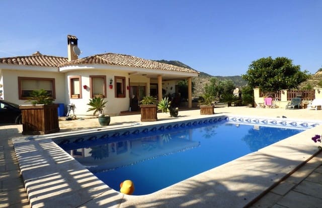 3 sovrum Villa till salu i Relleu med pool garage - 350 000 € (Ref: 9877982)