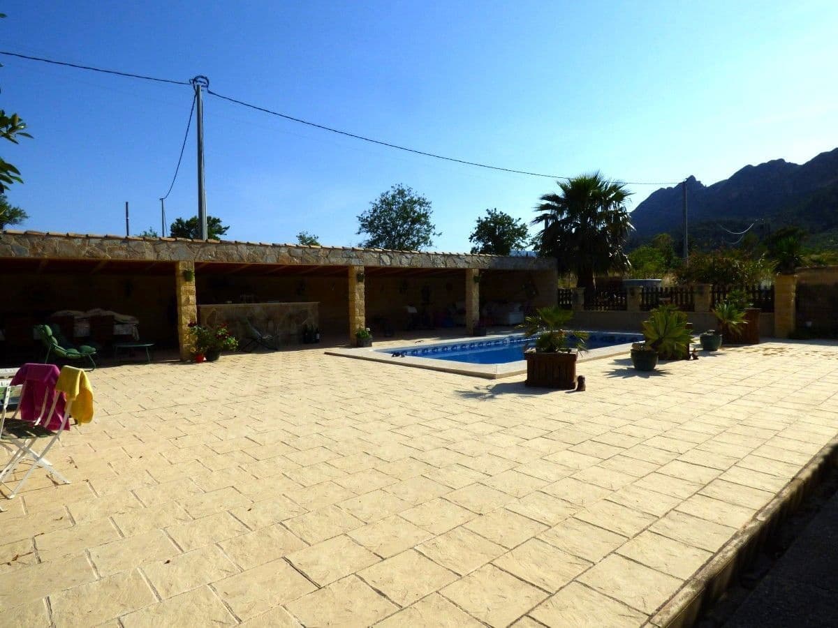 3 bedroom Villa for sale in Relleu with pool garage - € 350,000 (Ref: 9877982)