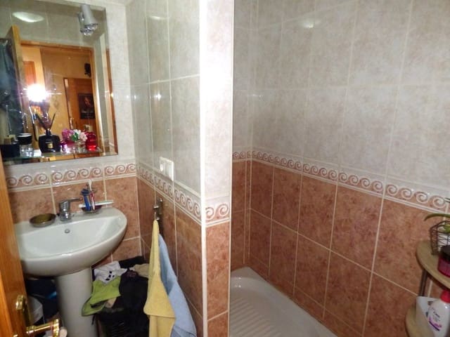 3 sovrum Villa till salu i Relleu med pool garage - 350 000 € (Ref: 9877982)