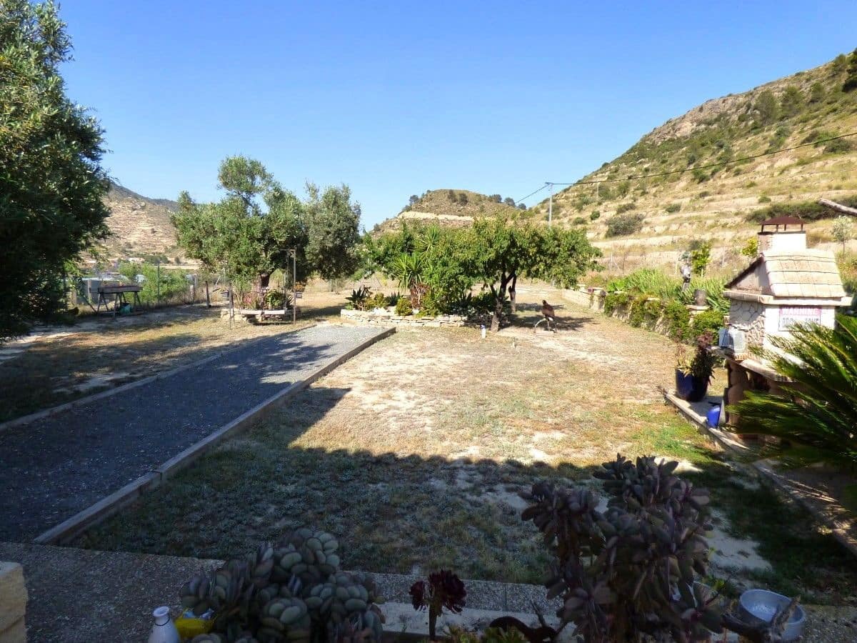 3 bedroom Villa for sale in Relleu with pool garage - € 350,000 (Ref: 9877982)