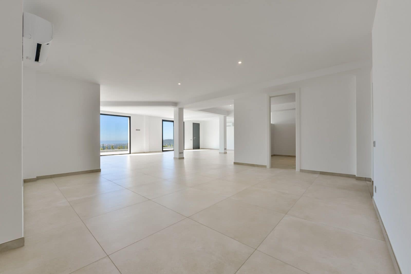 8 quarto Moradia para venda em Finestrat com piscina garagem - 2 950 000 € (Ref: 9931251)