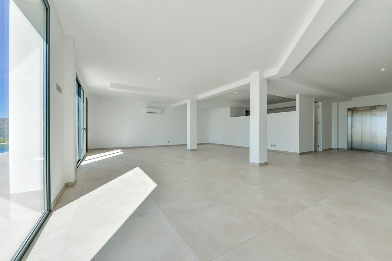 8 quarto Moradia para venda em Finestrat com piscina garagem - 2 950 000 € (Ref: 9931251)