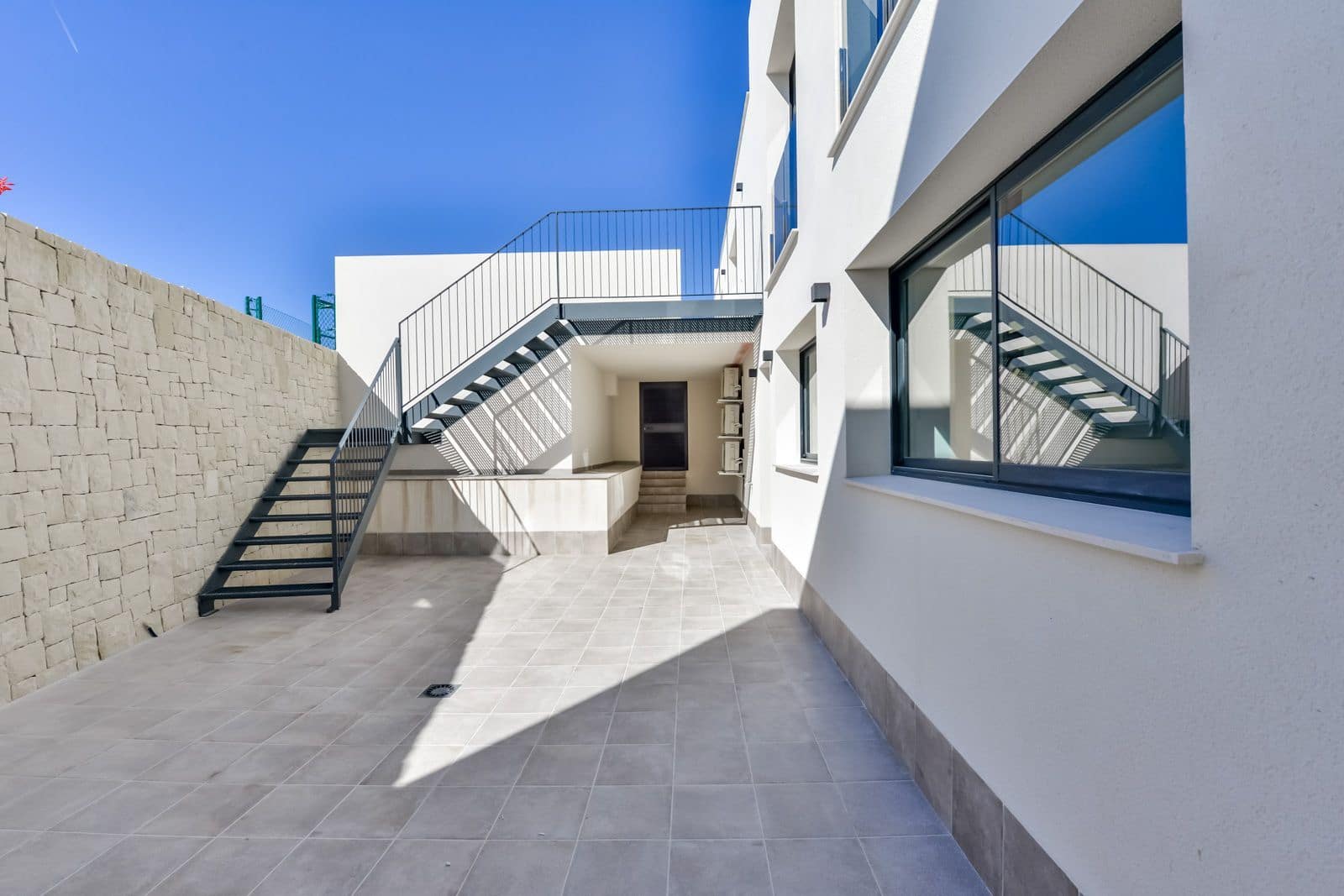 8 quarto Moradia para venda em Finestrat com piscina garagem - 2 950 000 € (Ref: 9931251)