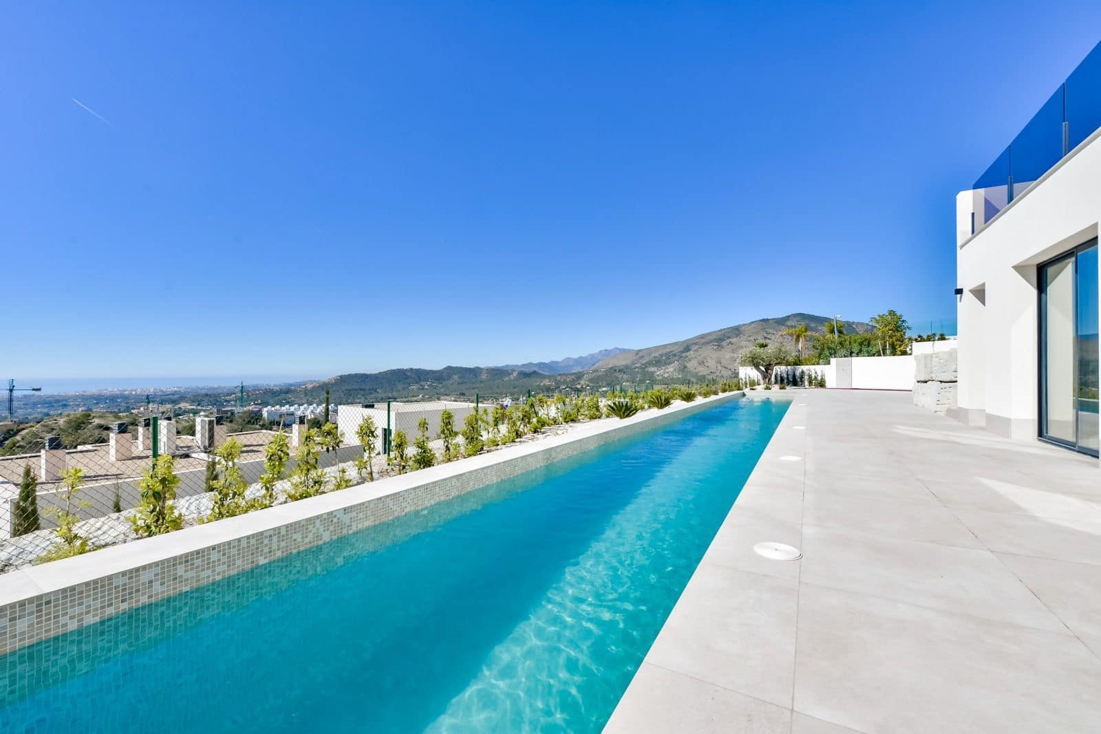 8 quarto Moradia para venda em Finestrat com piscina garagem - 2 950 000 € (Ref: 9931251)
