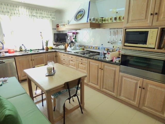 6 chambre Villa/Maison à vendre à Sierra Helada, Benidorm avec piscine garage - 460 000 € (Ref: 9945297)