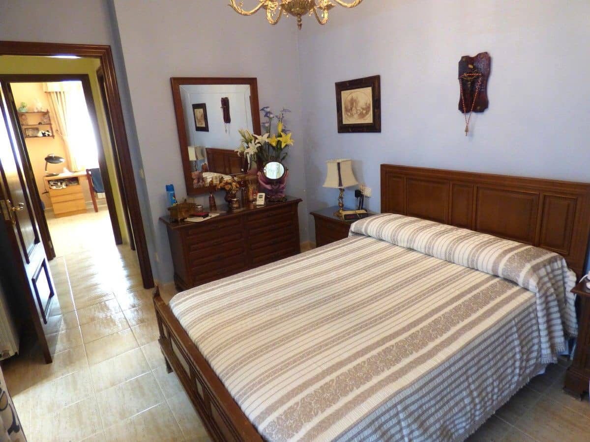 6 chambre Villa/Maison à vendre à Benidorm avec piscine garage - 460 000 € (Ref: 9945297)