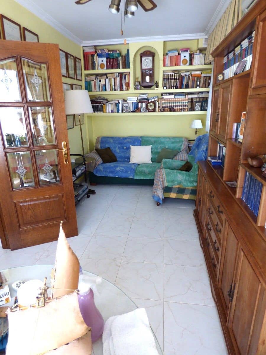 6 chambre Villa/Maison à vendre à Benidorm avec piscine garage - 460 000 € (Ref: 9945297)