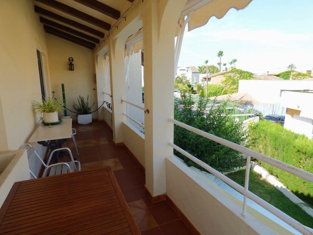 6 chambre Villa/Maison à vendre à Benidorm avec piscine garage - 460 000 € (Ref: 9945297)