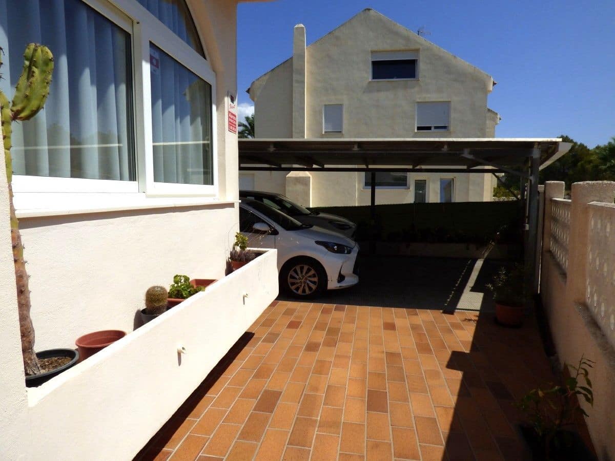6 chambre Villa/Maison à vendre à Benidorm avec piscine garage - 460 000 € (Ref: 9945297)