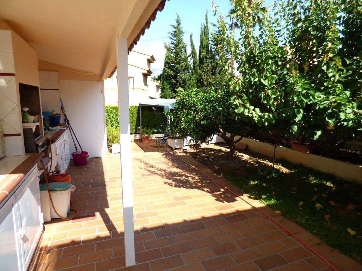 6 chambre Villa/Maison à vendre à Benidorm avec piscine garage - 460 000 € (Ref: 9945297)