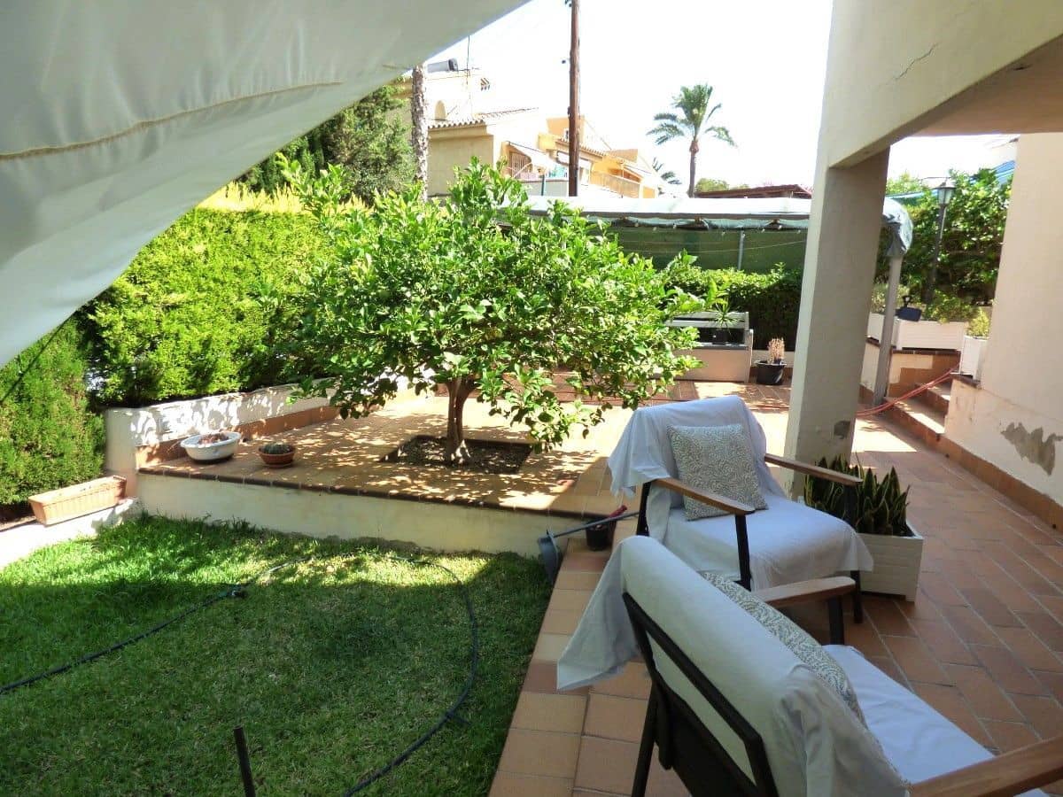 6 chambre Villa/Maison à vendre à Benidorm avec piscine garage - 460 000 € (Ref: 9945297)