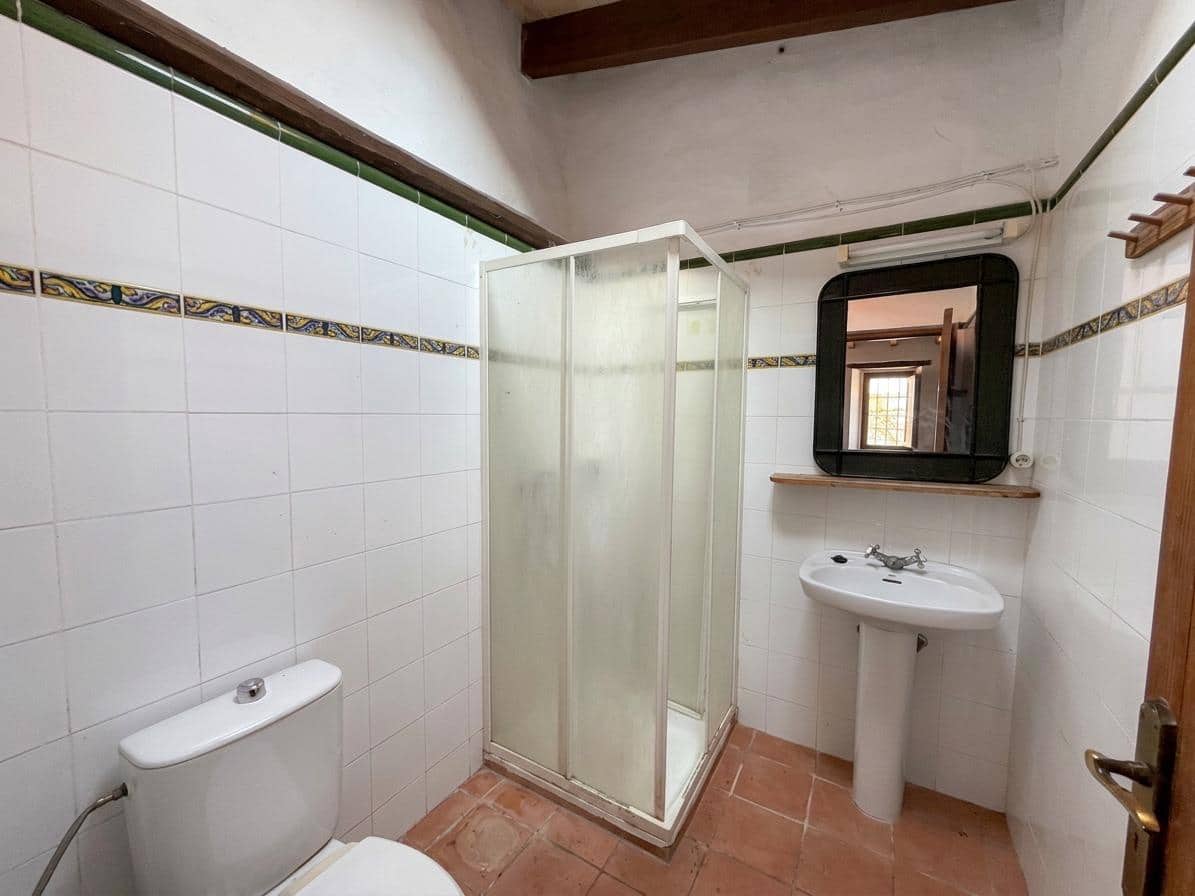 7 bedroom Finca/Country House for sale in Llucmajor with pool - € 640,000 (Ref: 10064729)