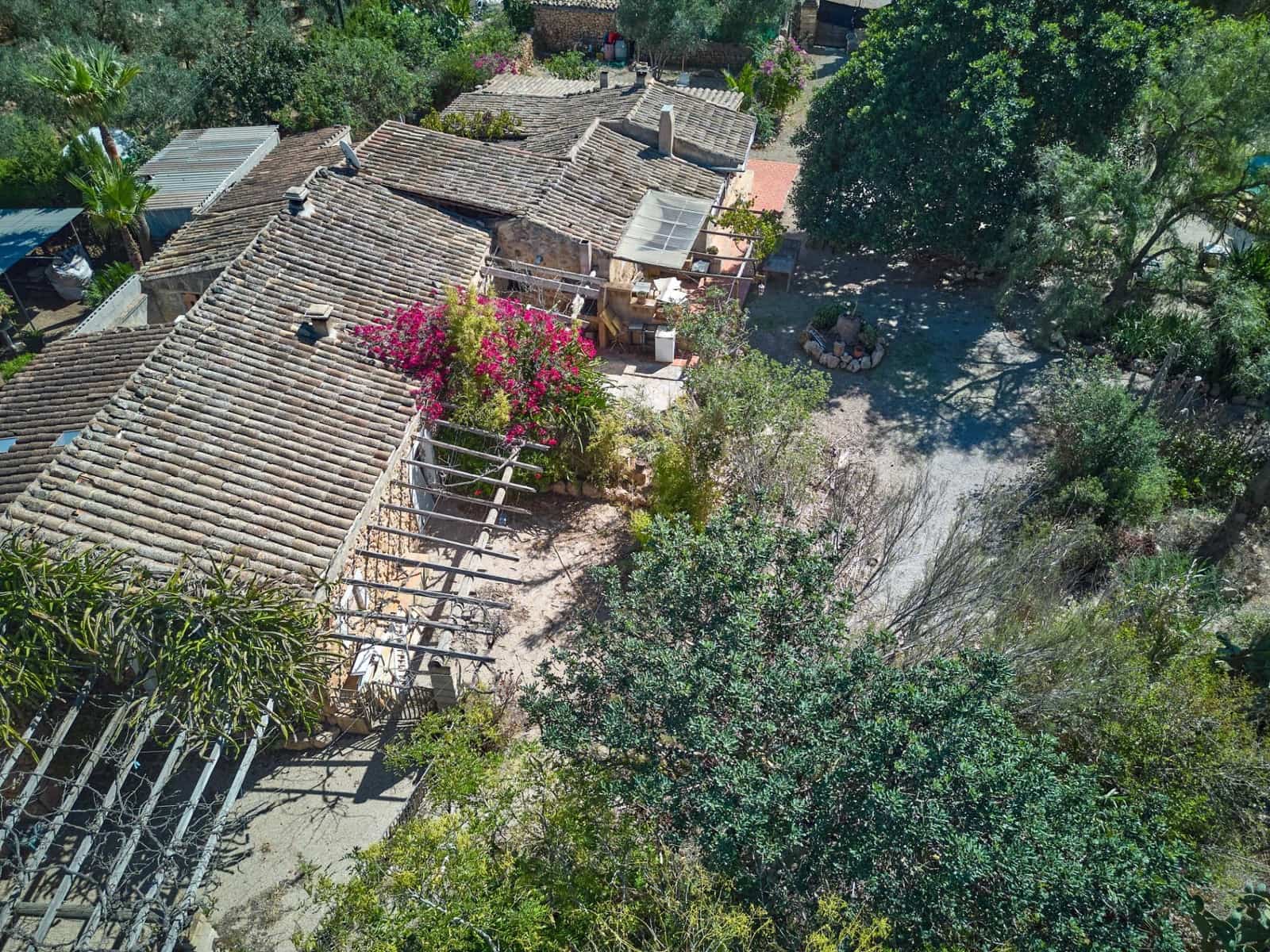 7 bedroom Finca/Country House for sale in Llucmajor with pool - € 640,000 (Ref: 10064729)