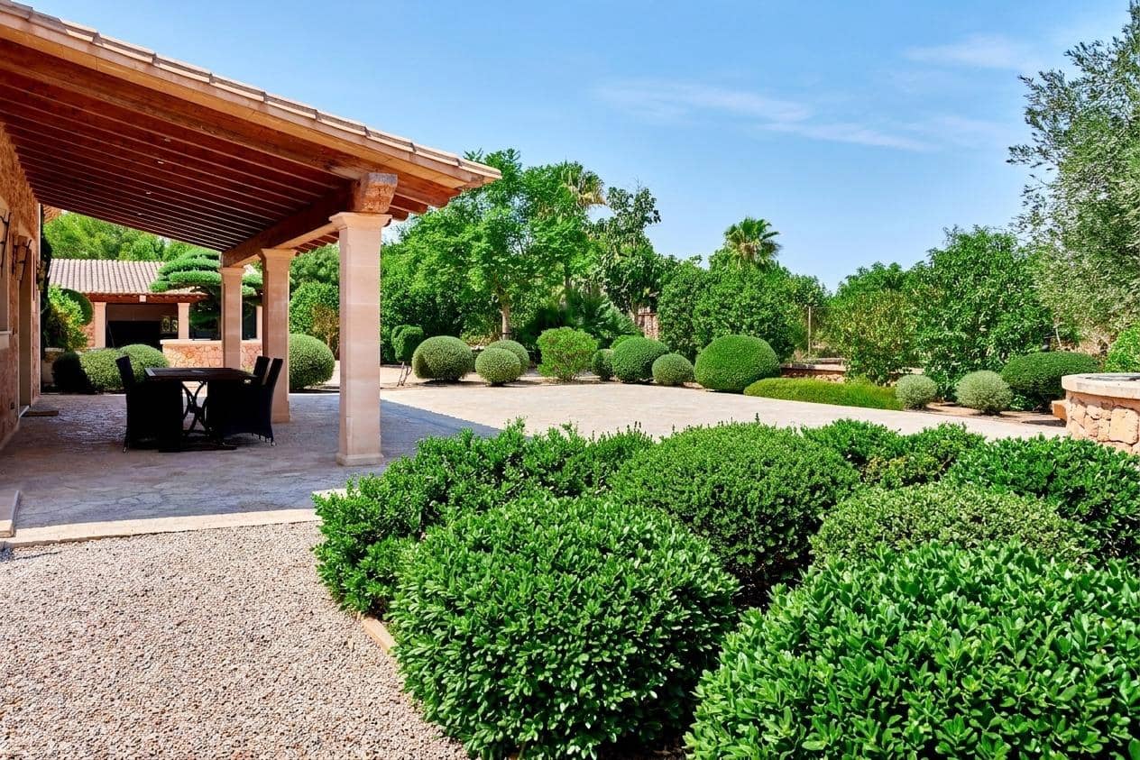 6 Zimmer Finca/Landgut zu verkaufen in Llucmajor mit Pool Garage - 3.990.000 € (Ref: 10078426)