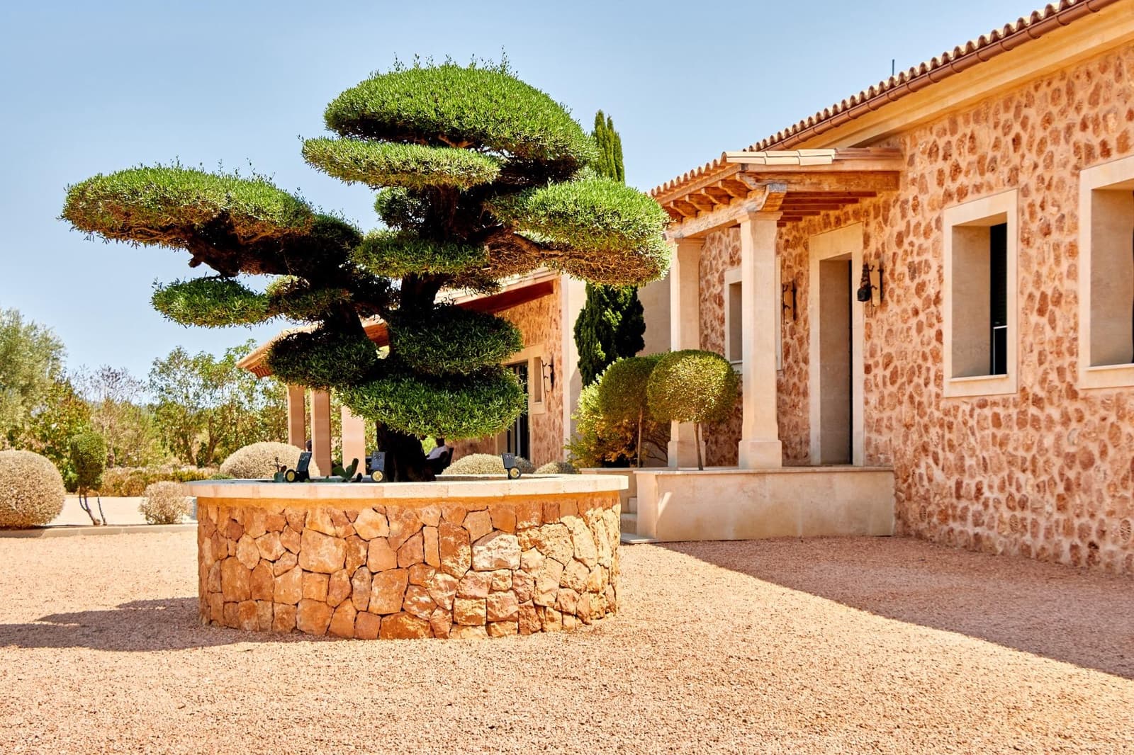6 Zimmer Finca/Landgut zu verkaufen in Llucmajor mit Pool Garage - 3.990.000 € (Ref: 10078426)
