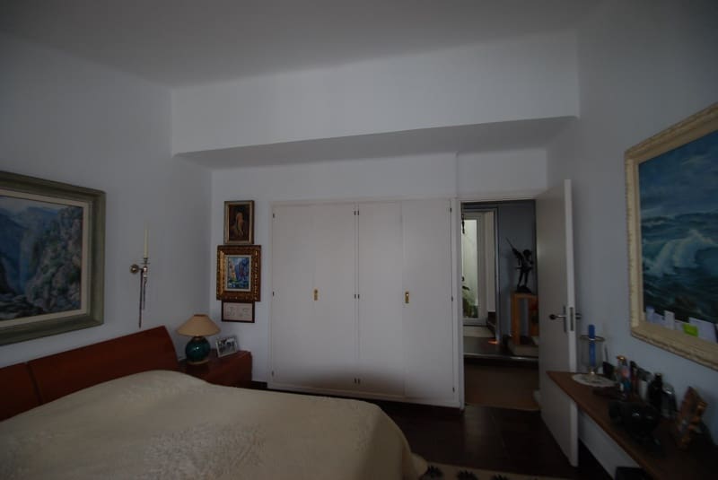 4 bedroom Villa for sale in Badia Blava with pool garage - € 3,360,000 (Ref: 6169852)