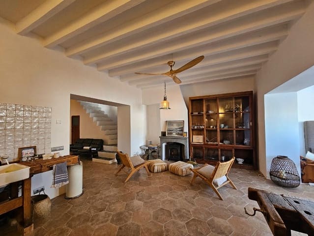 3 Zimmer Villa zu verkaufen in Llucmajor mit Pool - 825.000 € (Ref: 8028939)