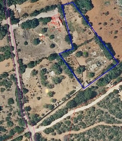 Grunde uden byggetilladelser til salg i Llucmajor - € 115.000 (Ref: 8430448)