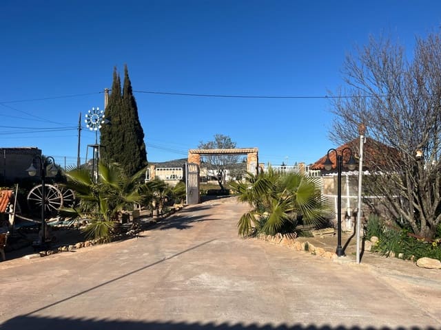 4 soveværelse Finca/Landehus til salg i Llucmajor med swimmingpool - € 795.000 (Ref: 8615410)