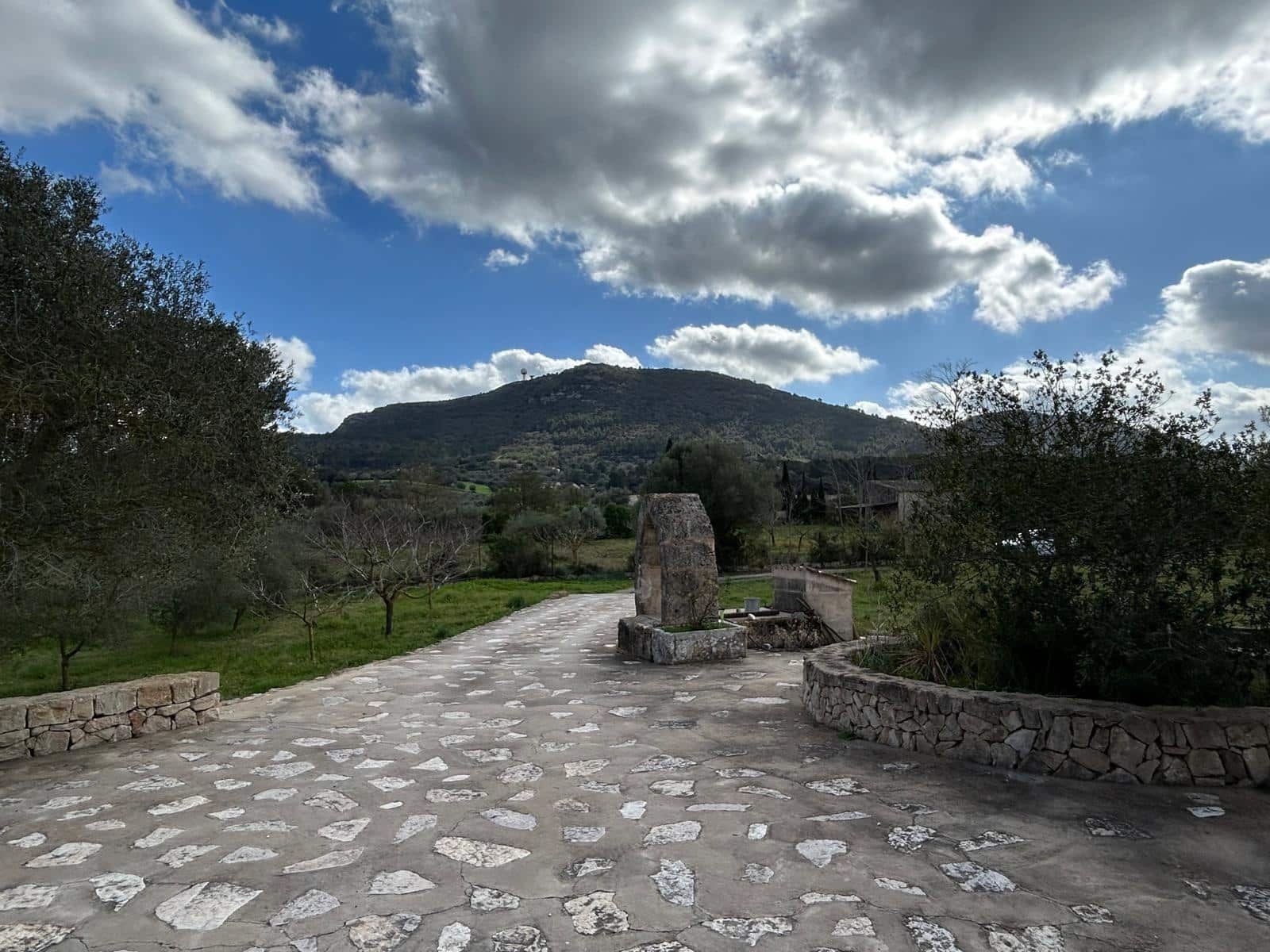 2 bedroom Finca/Country House for sale in Algaida - € 690,000 (Ref: 8838652)