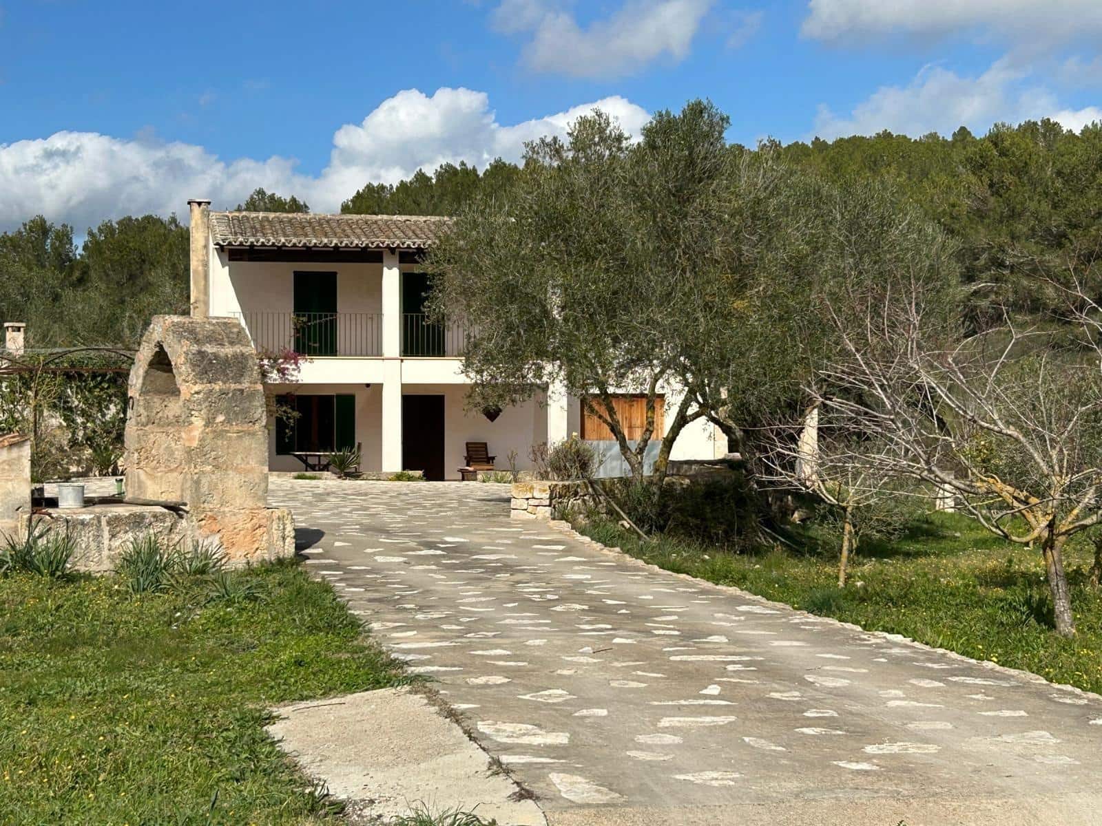 2 bedroom Finca/Country House for sale in Algaida - € 690,000 (Ref: 8838652)