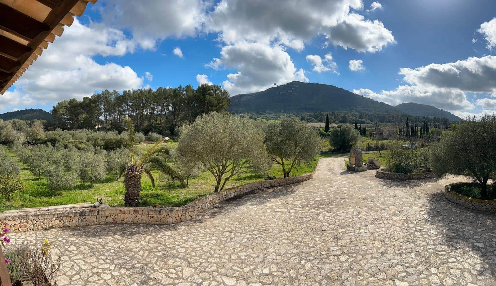 2 bedroom Finca/Country House for sale in Algaida - € 690,000 (Ref: 8838652)