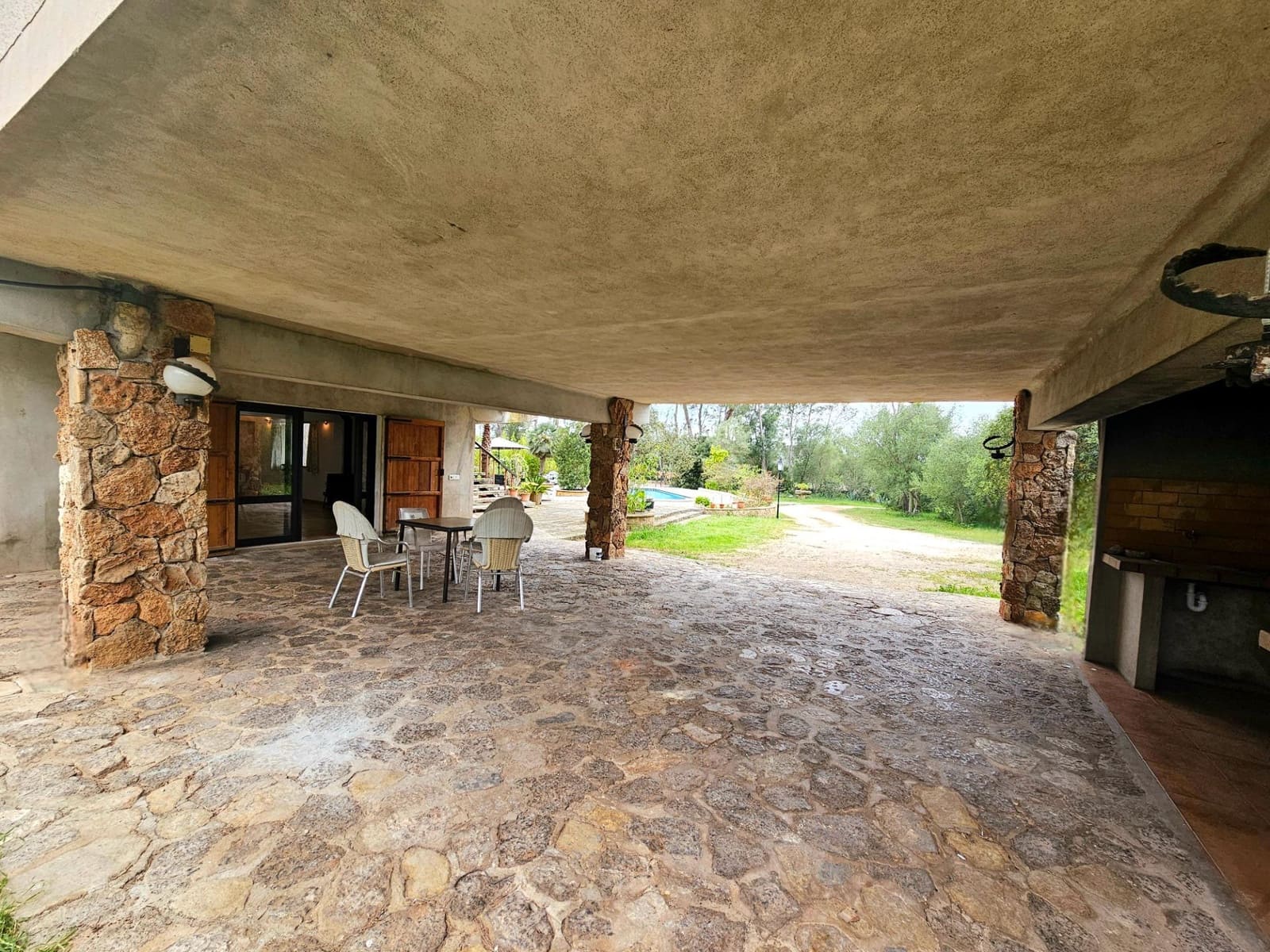 4 soveværelse Finca/Landehus til salg i Algaida med swimmingpool - € 950.000 (Ref: 8982363)