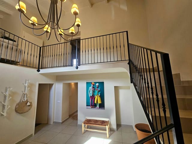 3 soveværelse Byhus til salg i Montuïri med swimmingpool - € 787.000 (Ref: 9188436)