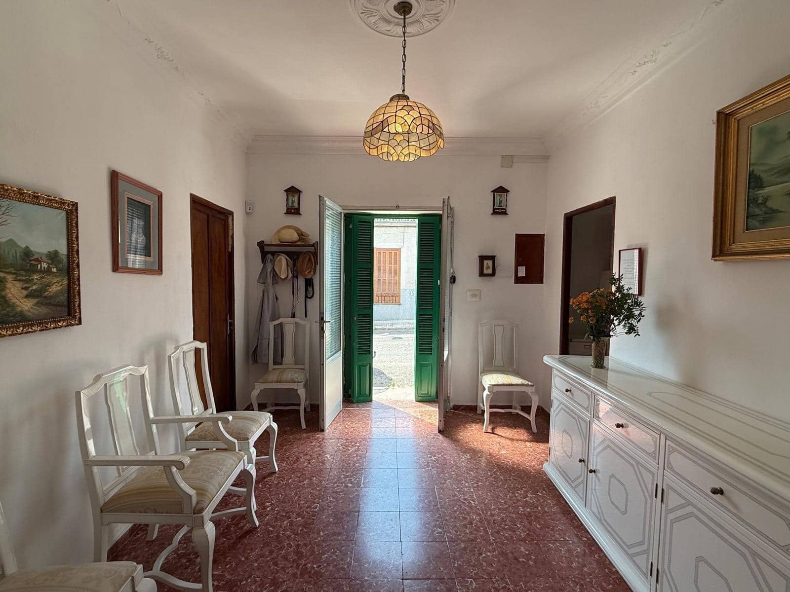 4 bedroom Townhouse for sale in Palma de Mallorca with garage - € 640,000 (Ref: 9191051)