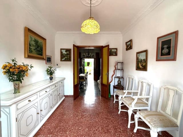 4 sovrum Hus till salu i Palma de Mallorca med garage - 575 000 € (Ref: 9191051)