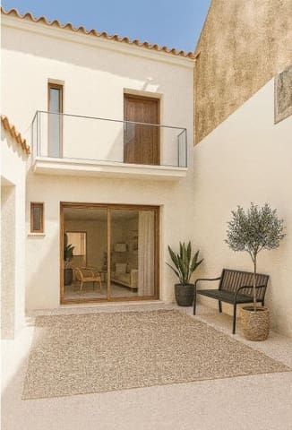 4 bedroom Townhouse for sale in Llucmajor - € 790,000 (Ref: 9282226)