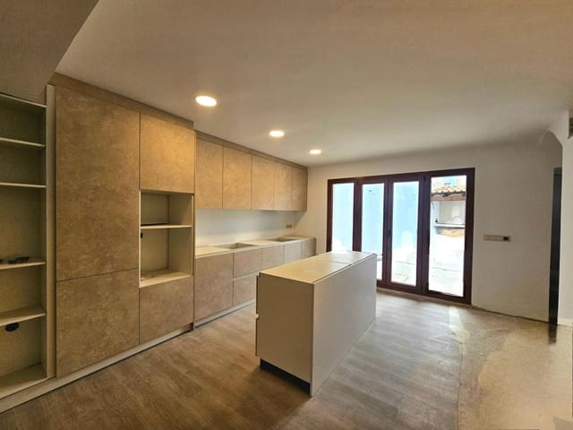 4 bedroom Townhouse for sale in Llucmajor - € 790,000 (Ref: 9282226)