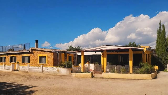 4 Zimmer Finca/Landgut zu verkaufen in Llucmajor - 420.000 € (Ref: 9288210)