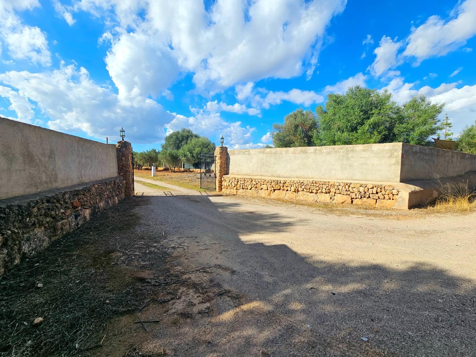 4 Zimmer Finca/Landgut zu verkaufen in Llucmajor - 420.000 € (Ref: 9288210)