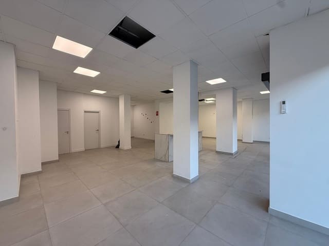 Erhverv til leje i Palma de Mallorca - € 1.300 (Ref: 9508893)