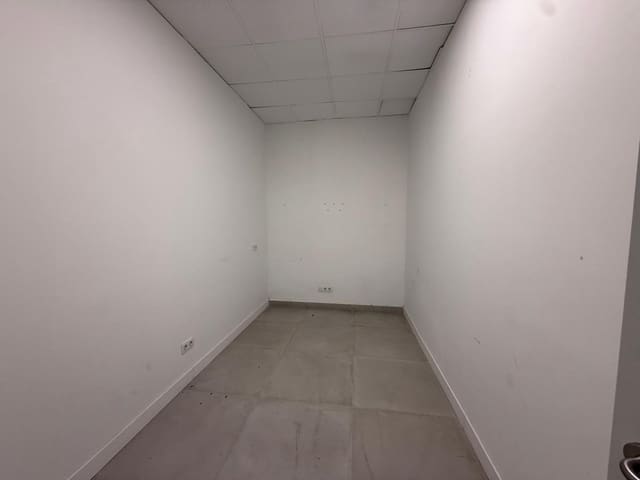 Erhverv til leje i Palma de Mallorca - € 1.300 (Ref: 9508893)