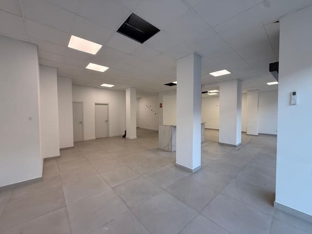 Erhverv til leje i Palma de Mallorca - € 1.300 (Ref: 9508893)