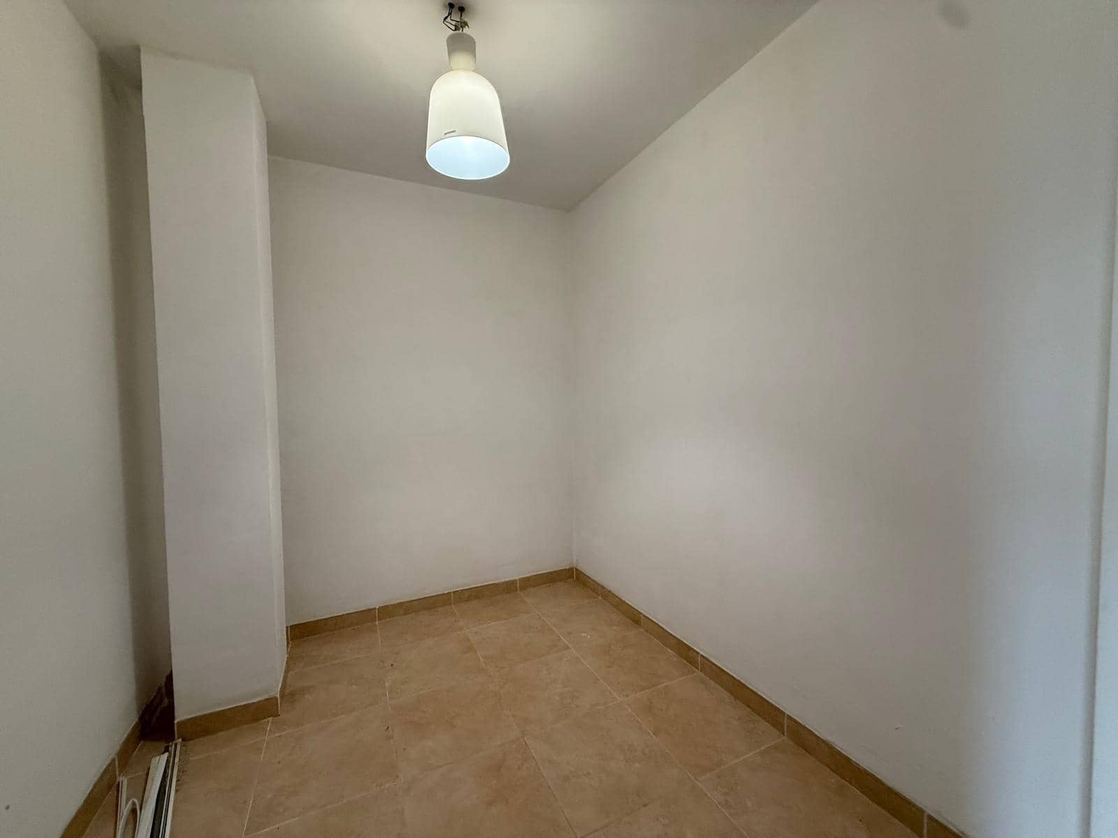 Appartement de 3 chambres à louer à Montuiri avec garage - 1 450 € (Ref: 9536289)