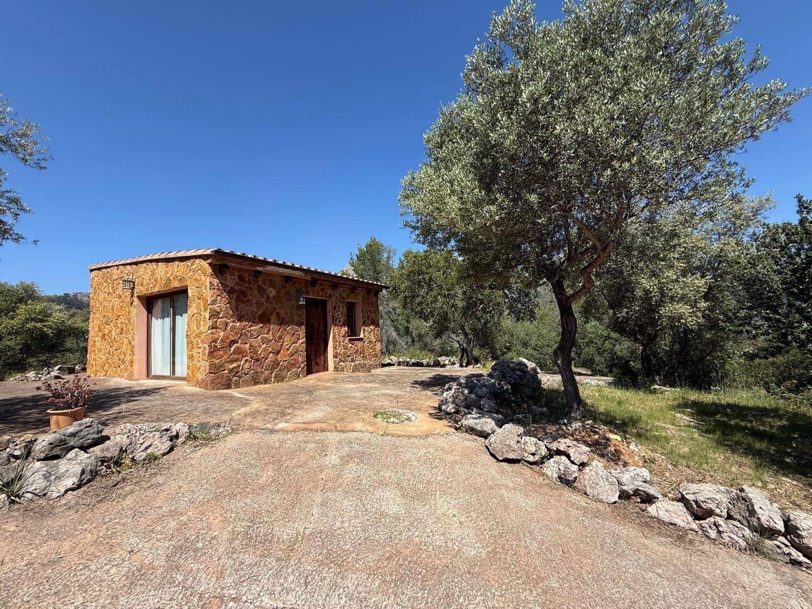 Finca/Country House for sale in Bunyola - € 2,650,000 (Ref: 9839273)
