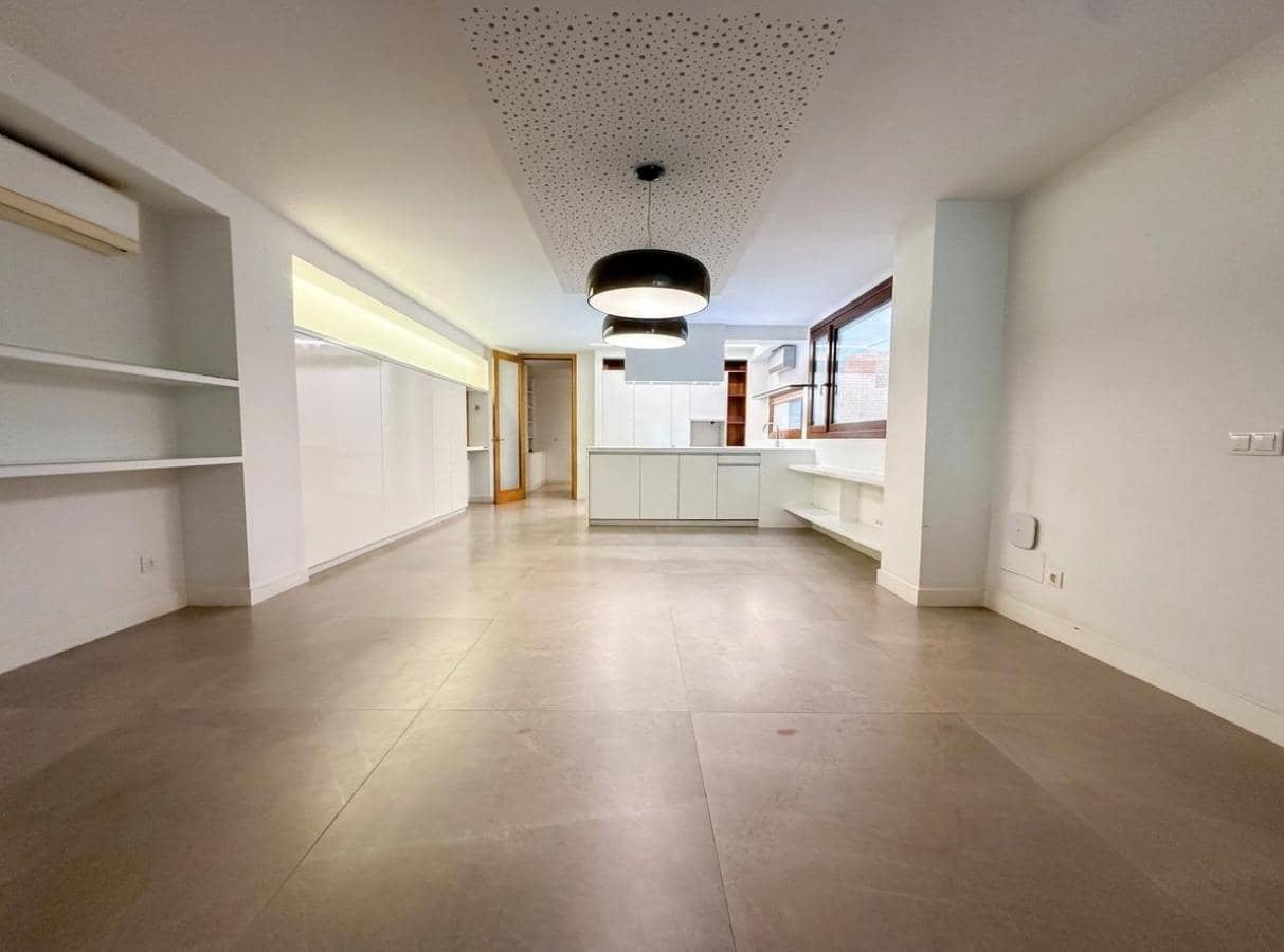4 quarto Apartamento para venda em Palma de Mallorca com garagem - 750 000 € (Ref: 9911085)