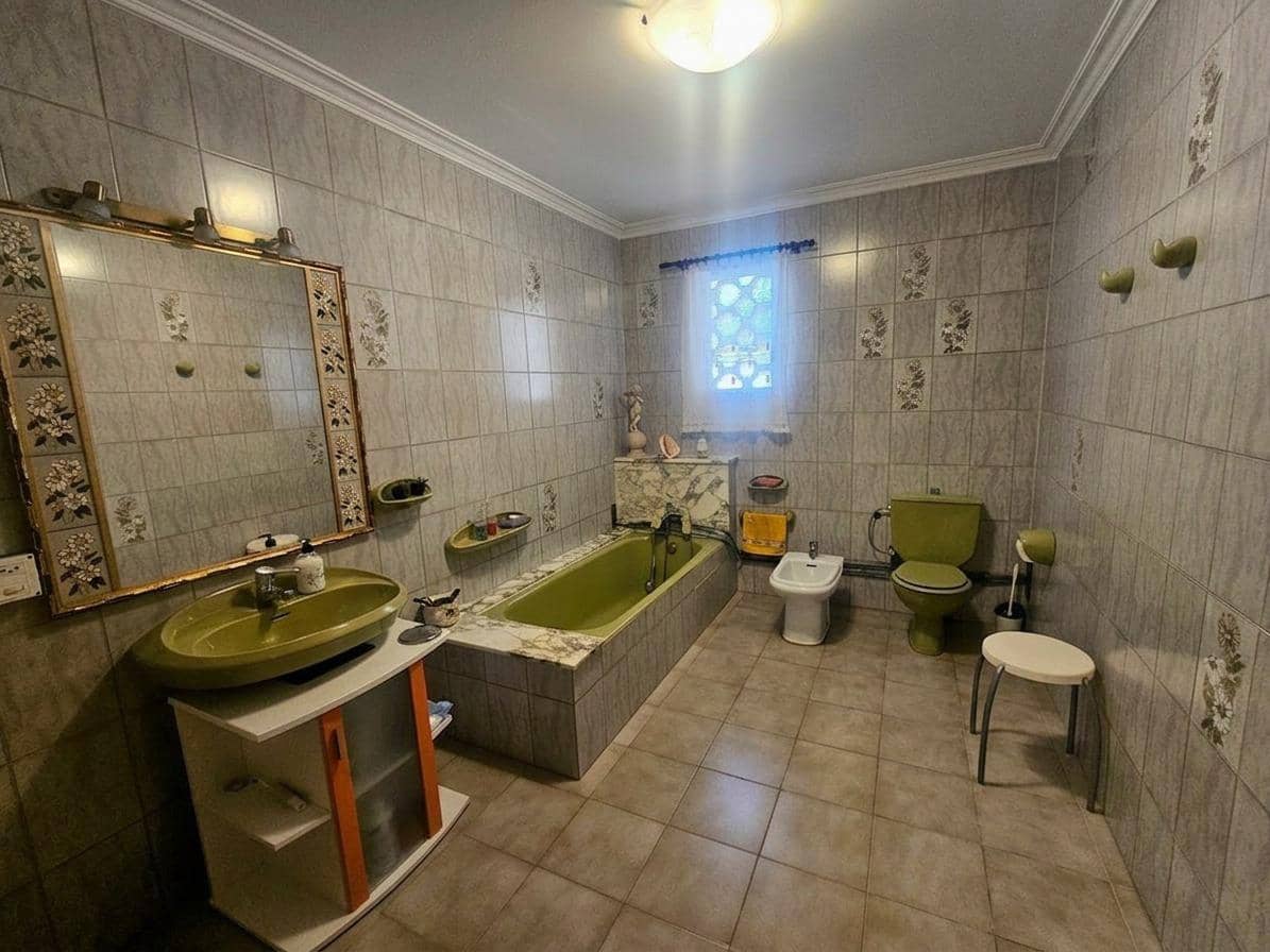 6 slaapkamer Villa te koop in Palma de Mallorca met zwembad garage - € 1.370.000 (Ref: 9934223)