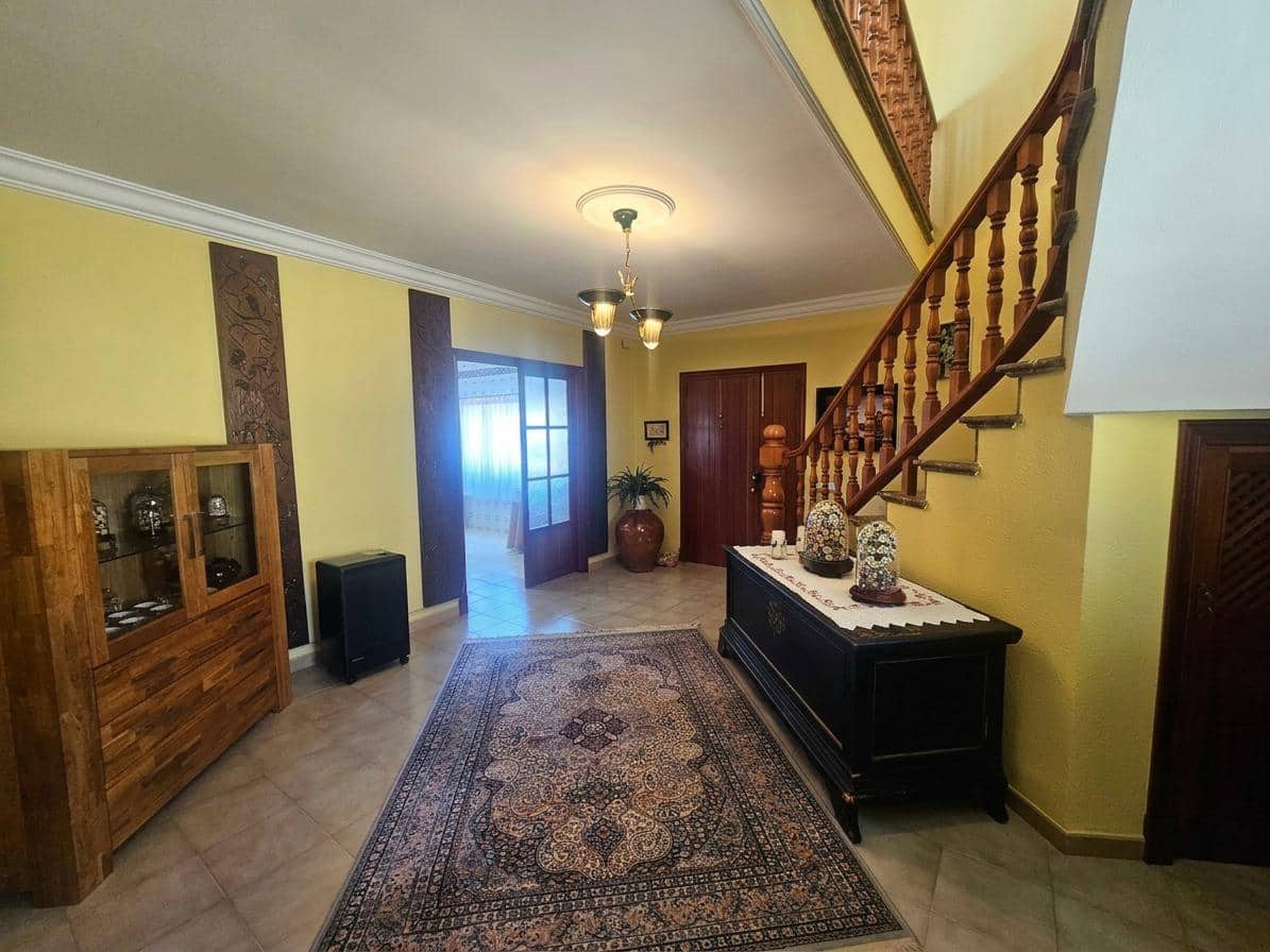 6 slaapkamer Villa te koop in Palma de Mallorca met zwembad garage - € 1.370.000 (Ref: 9934223)
