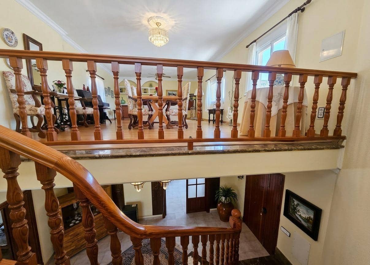 6 slaapkamer Villa te koop in Palma de Mallorca met zwembad garage - € 1.370.000 (Ref: 9934223)