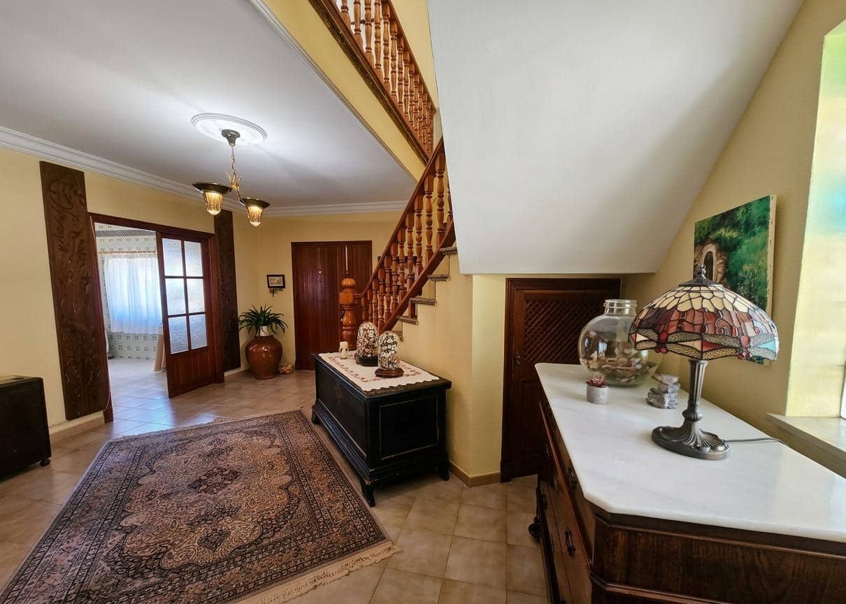 6 slaapkamer Villa te koop in Palma de Mallorca met zwembad garage - € 1.370.000 (Ref: 9934223)