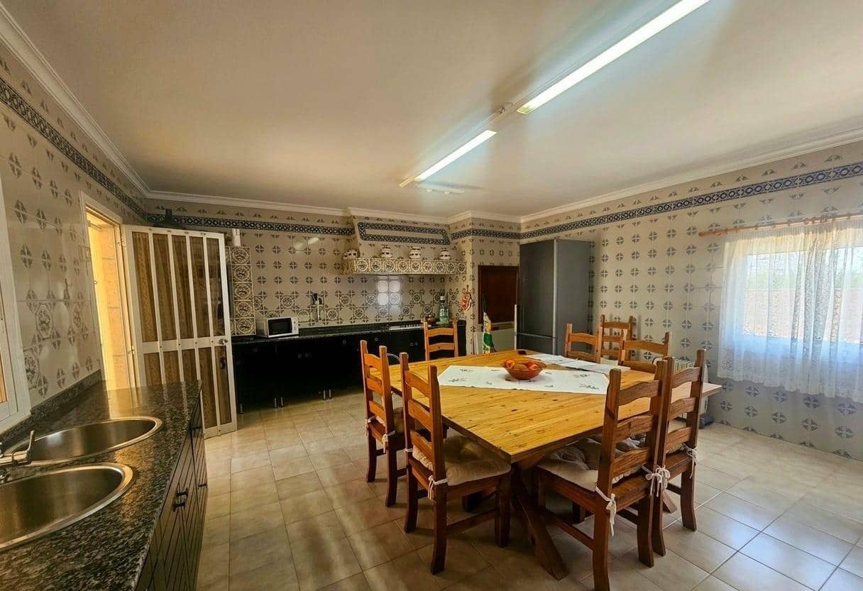 6 slaapkamer Villa te koop in Palma de Mallorca met zwembad garage - € 1.370.000 (Ref: 9934223)