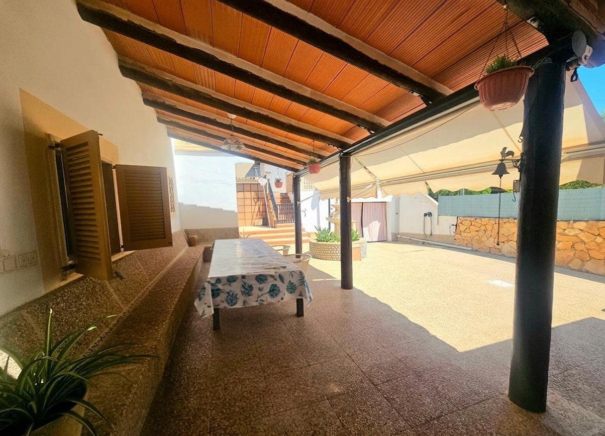 6 slaapkamer Villa te koop in Palma de Mallorca met zwembad garage - € 1.370.000 (Ref: 9934223)