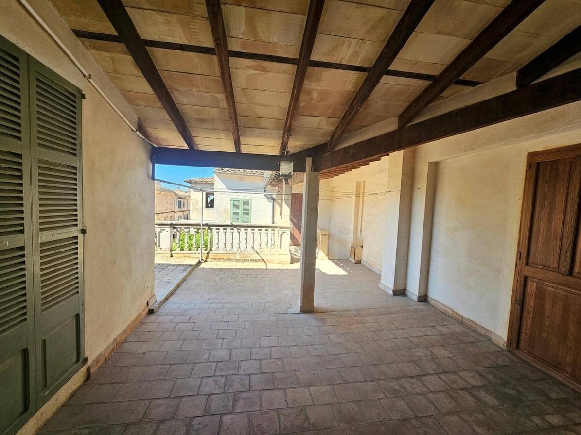 5 slaapkamer Huis te koop in Llucmajor met garage - € 1.000.000 (Ref: 9945734)